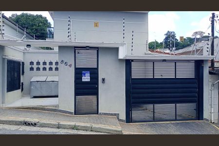 Casa para alugar com 60m², 2 quartos e 2 vagasFachada / Placa 