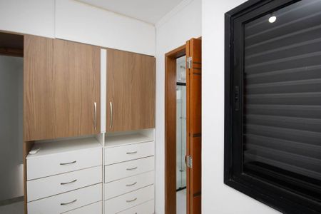 Casa para alugar com 60m², 2 quartos e 2 vagasSuíte 2