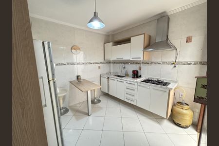 Casa para alugar com 100m², 2 quartos e 1 vagaCozinha