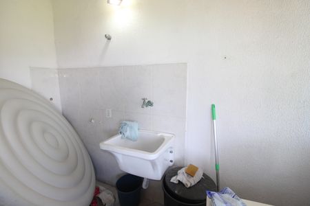 Casa para alugar com 100m², 2 quartos e 1 vagaÁrea de Serviço