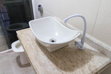 Casa para alugar com 105m², 2 quartos e 1 vaga Casa para alugar com 105m², 2 quartos e 1 vagaBanheiro