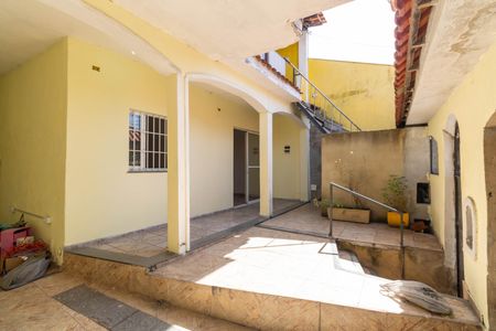 Casa para alugar com 105m², 2 quartos e 1 vaga Casa para alugar com 105m², 2 quartos e 1 vagaÁrea externa