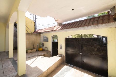 Casa para alugar com 105m², 2 quartos e 1 vaga Casa para alugar com 105m², 2 quartos e 1 vagaÁrea externa