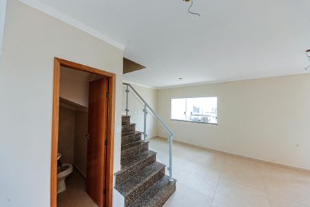 Casa à venda com 3 quartos, 100m² em Vila Lucia, São Paulo