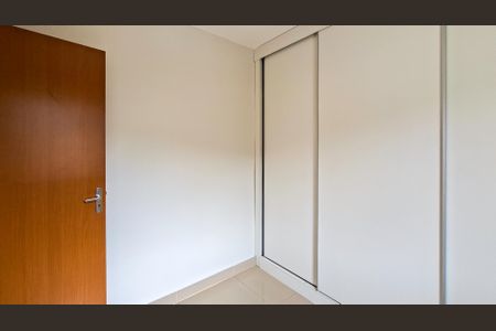 Apartamento para alugar com 78m², 3 quartos e 2 vagasQuarto 2