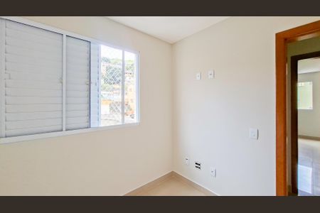Quarto 2 de apartamento para alugar com 3 quartos, 78m² em Paraíso, Belo Horizonte