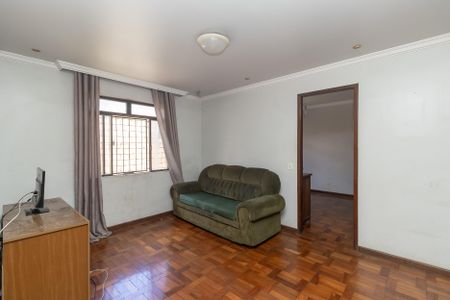 Casa à venda com 335m², 4 quartos e sem vagaSala 1