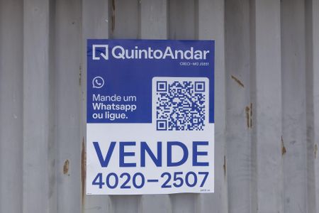 Casa à venda com 335m², 4 quartos e sem vagaPlaca QuintoAndar