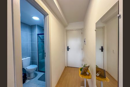 Studio para alugar com 33m², 1 quarto e sem vaga Studio para alugar com 33m², 1 quarto e sem vagaCorredor