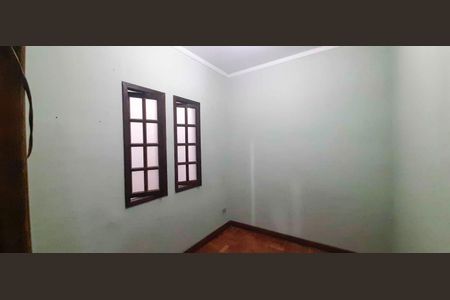 Casa à venda com 174m², 5 quartos e 3 vagasQuarto 1