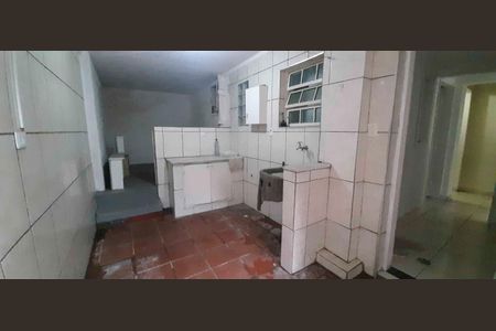 Casa à venda com 174m², 5 quartos e 3 vagasÁrea de Serviço