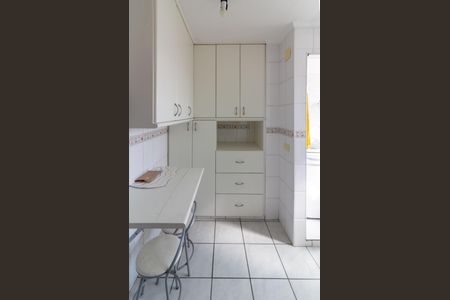 Apartamento para alugar com 70m², 3 quartos e 2 vagasCozinha