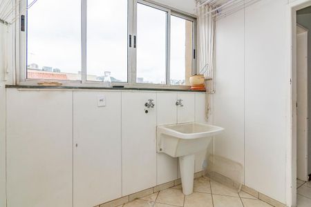 Apartamento à venda com 99m², 3 quartos e 2 vagas Apartamento à venda com 99m², 3 quartos e 2 vagasÁrea de Serviço