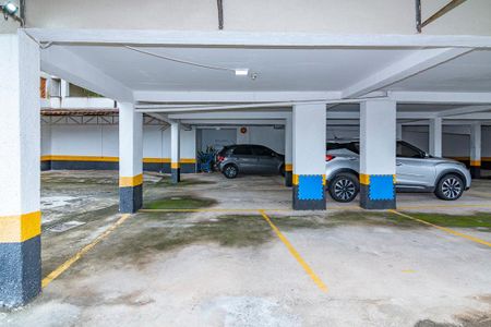 Apartamento à venda com 99m², 3 quartos e 2 vagas Apartamento à venda com 99m², 3 quartos e 2 vagasGaragem