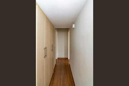 Apartamento à venda com 99m², 3 quartos e 2 vagas Apartamento à venda com 99m², 3 quartos e 2 vagasCorredor