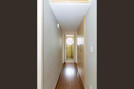 Apartamento à venda com 99m², 3 quartos e 2 vagas Apartamento à venda com 99m², 3 quartos e 2 vagasCorredor