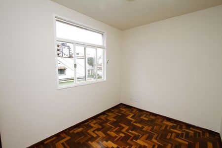 Quarto 1 de apartamento à venda com 3 quartos, 60m² em Padre Eustáquio, Belo Horizonte