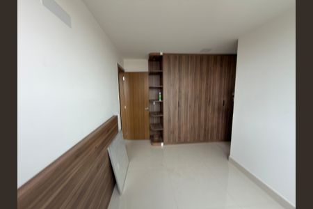 Apartamento para alugar com 72m², 3 quartos e 2 vagas
