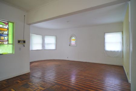 Casa à venda com 300m², 4 quartos e 1 vagaSala 