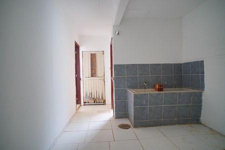 Casa à venda com 300m², 4 quartos e 1 vagaÁrea  de serviço 