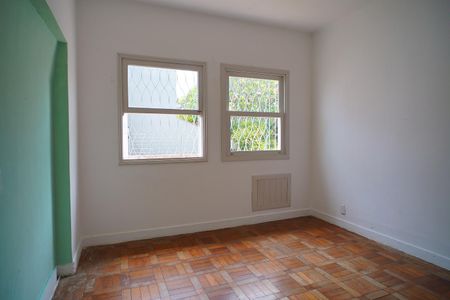 Casa à venda com 300m², 4 quartos e 1 vagaQuarto 2