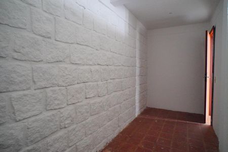 Casa à venda com 300m², 4 quartos e 1 vagaÁrea  de serviço 