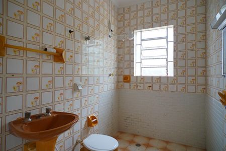 Casa à venda com 300m², 4 quartos e 1 vagaBanheiro 