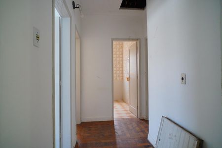 Casa à venda com 300m², 4 quartos e 1 vagaCorredor 
