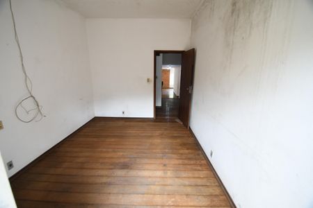 Casa à venda com 398m², 4 quartos e 8 vagasQuarto 1