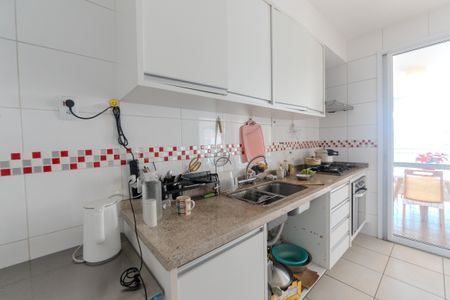 Apartamento à venda com 123m², 3 quartos e 2 vagas Apartamento à venda com 123m², 3 quartos e 2 vagasCozinha