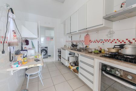 Apartamento à venda com 123m², 3 quartos e 2 vagas Apartamento à venda com 123m², 3 quartos e 2 vagasCozinha