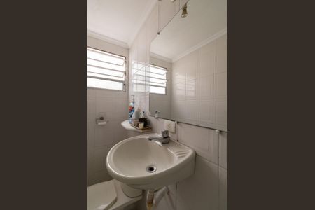 Casa à venda com 100m², 3 quartos e 2 vagas Casa à venda com 100m², 3 quartos e 2 vagasLavabo