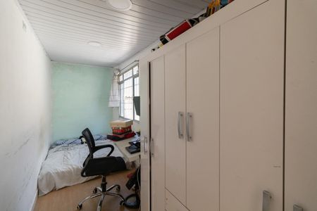 Casa à venda com 100m², 3 quartos e 2 vagas Casa à venda com 100m², 3 quartos e 2 vagasQuarto de Serviço