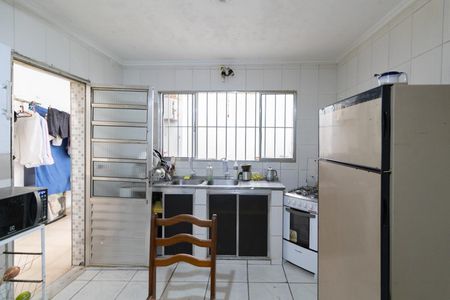 Casa à venda com 100m², 3 quartos e 2 vagas Casa à venda com 100m², 3 quartos e 2 vagasCozinha