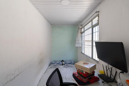 Casa à venda com 100m², 3 quartos e 2 vagas Casa à venda com 100m², 3 quartos e 2 vagasQuarto de Serviço