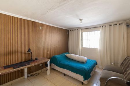 Casa à venda com 100m², 3 quartos e 2 vagas Casa à venda com 100m², 3 quartos e 2 vagasQuarto 1