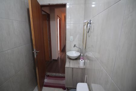 Casa para alugar com 105m², 3 quartos e 1 vagaBanheiro