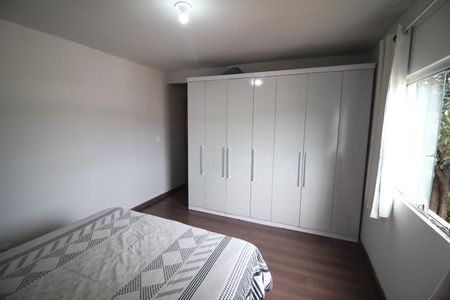 Quarto 1 de casa à venda com 3 quartos, 105m² em Milionários, Belo Horizonte