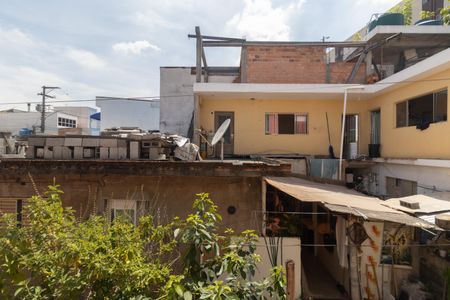 Casa à venda com 250m², 4 quartos e 2 vagas Casa à venda com 250m², 4 quartos e 2 vagasVista Quarto 1