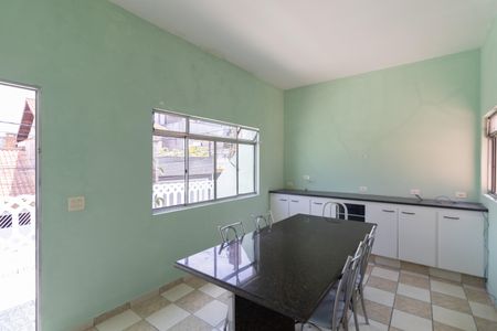 Casa à venda com 250m², 4 quartos e 2 vagas Casa à venda com 250m², 4 quartos e 2 vagasCozinha