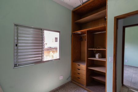 Casa à venda com 250m², 4 quartos e 2 vagas Casa à venda com 250m², 4 quartos e 2 vagasQuarto 2
