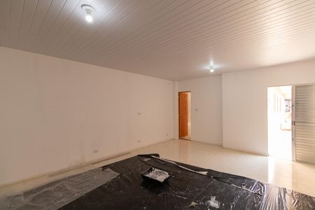Casa à venda com 250m², 4 quartos e 2 vagas Casa à venda com 250m², 4 quartos e 2 vagasCasa 2 Quarto