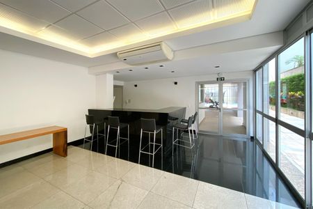 Apartamento à venda com 148m², 4 quartos e 3 vagasÁrea comum - Salão de festas