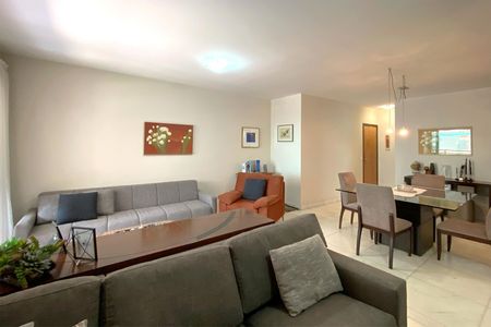 Apartamento à venda com 148m², 4 quartos e 3 vagasSala