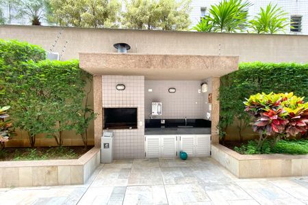 Apartamento à venda com 148m², 4 quartos e 3 vagasÁrea comum - Churrasqueira