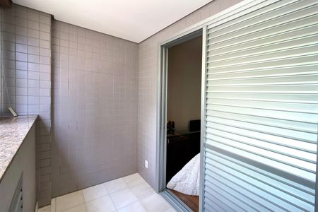 Apartamento à venda com 148m², 4 quartos e 3 vagasVaranda do Quarto 4
