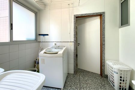 Apartamento à venda com 148m², 4 quartos e 3 vagasÁrea de Serviço