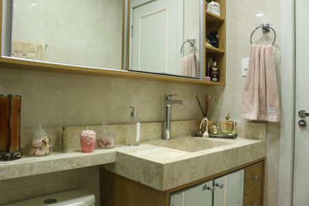 Apartamento à venda com 120m², 3 quartos e 1 vagaBanheiro da Suíte