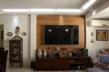 Apartamento à venda com 120m², 3 quartos e 1 vagaSala