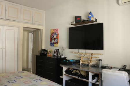 Apartamento à venda com 120m², 3 quartos e 1 vagaQuarto 2